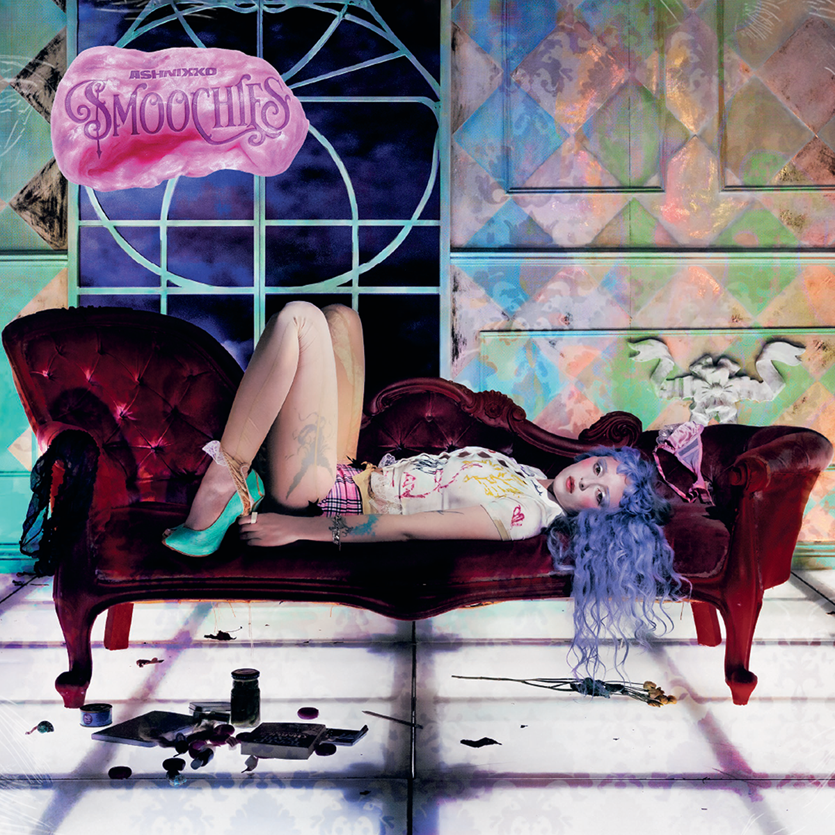 Smoochies Deluxe Vinyl (signed) + Bubble Gum T Shirt Bundle